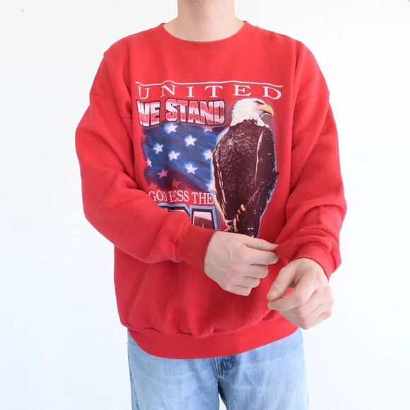 Vintage TNT by Trau Loevner Red United We Stand Eagle Patriotic Crewneck Sweater - Picture 2 of 13